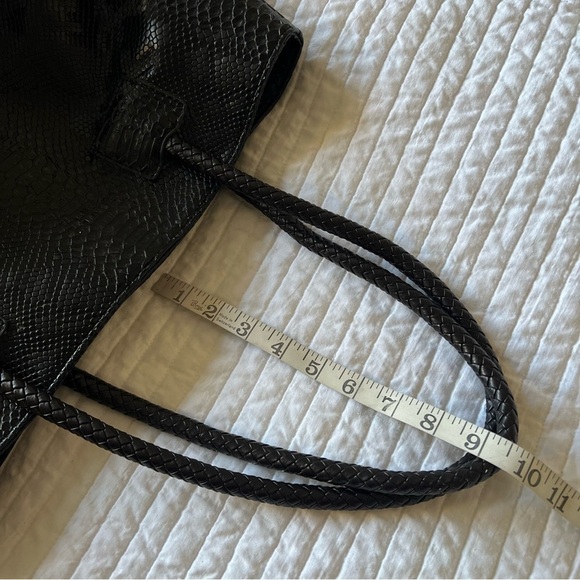 Embellished by Lynn Rosencrantz snake skin embossed large black bag faux leather - Picture 14 of 15